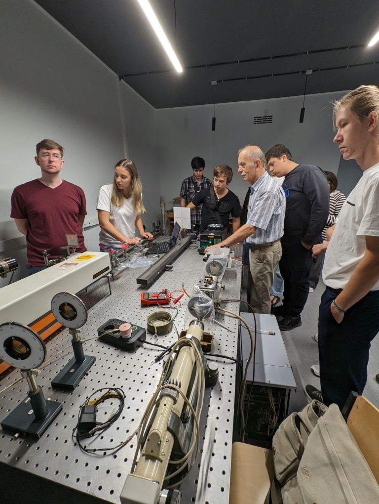 How the Summer School on Optics and Photonics went